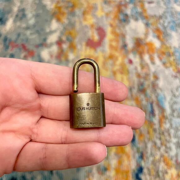 Louis Vuitton luggage lock Authentic vintage brass Necklace Accessory Unpolished - Picture 4 of 11